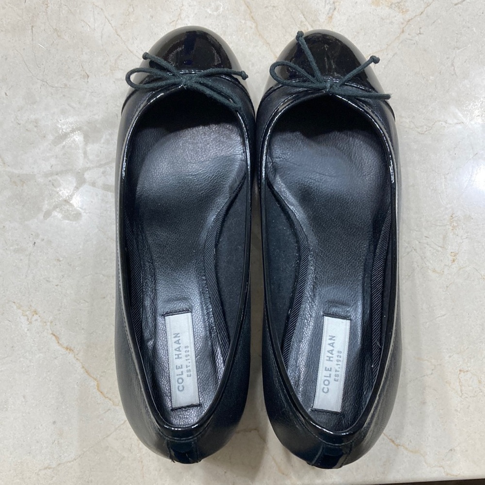 Cole Haan ladies Black pumps